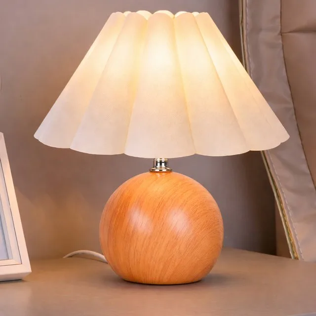 Wood Grain Pattern Small Table Lamp
