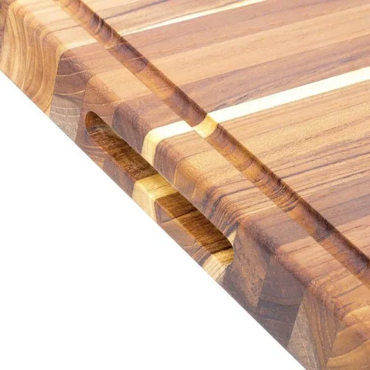 Traditional Carving Board with Juice Canal Medium