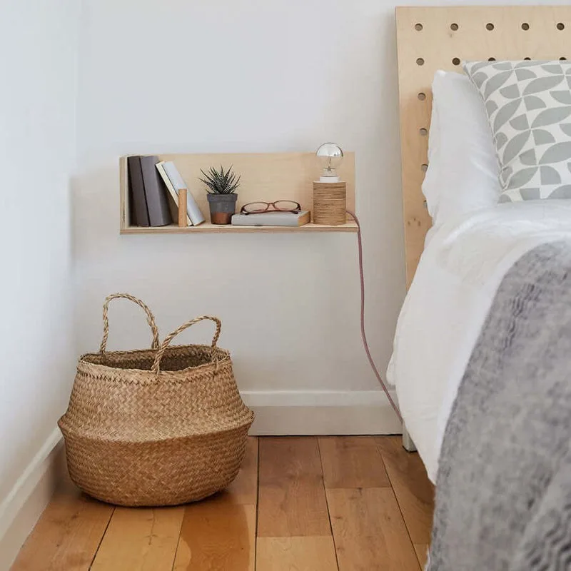 Corner floating shelf, medium