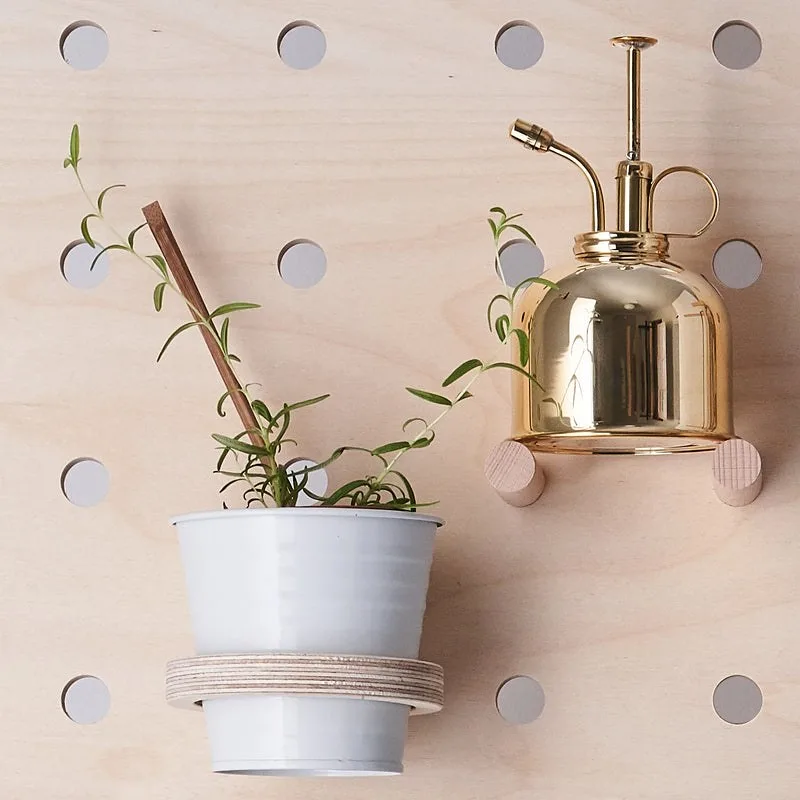 Plant pot holder for pegboard
